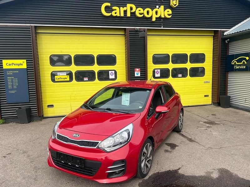 Rødmetal Brugt 2016 Kia Rio Hatchback | 74.990 kr. (Fair pris) - Billede 1/4