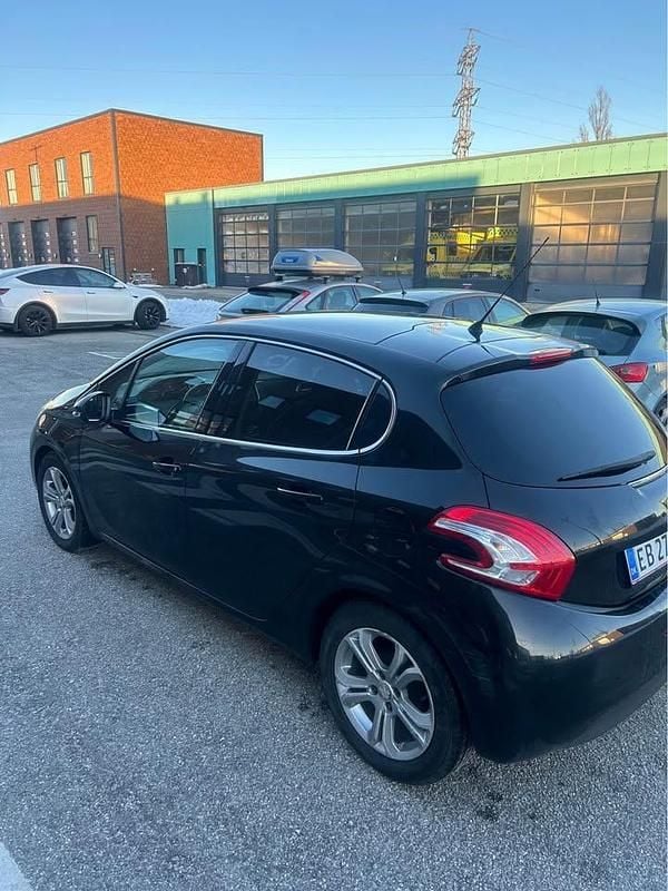 Brugt Peugeot 208 85 HK (62 kW) 2013 Hatchback