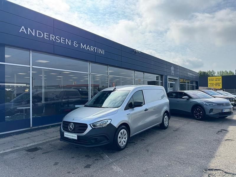 Helvinsoelvmetallic Brugt 2024 Mercedes eCitan Van | 164.400 kr. - Billede 1/4