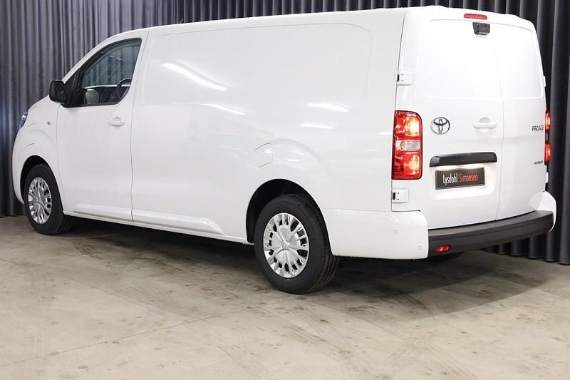 Ny Toyota Proace Comfort 100 kW (136 HK) 2026 Hvid MPV