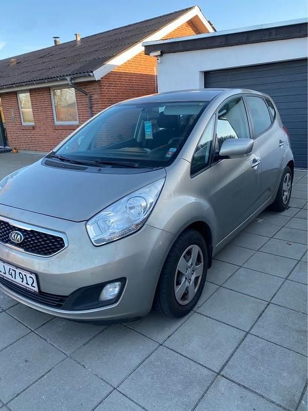 Brugt Kia Venga 90 HK (66 kW) 2012 Hatchback