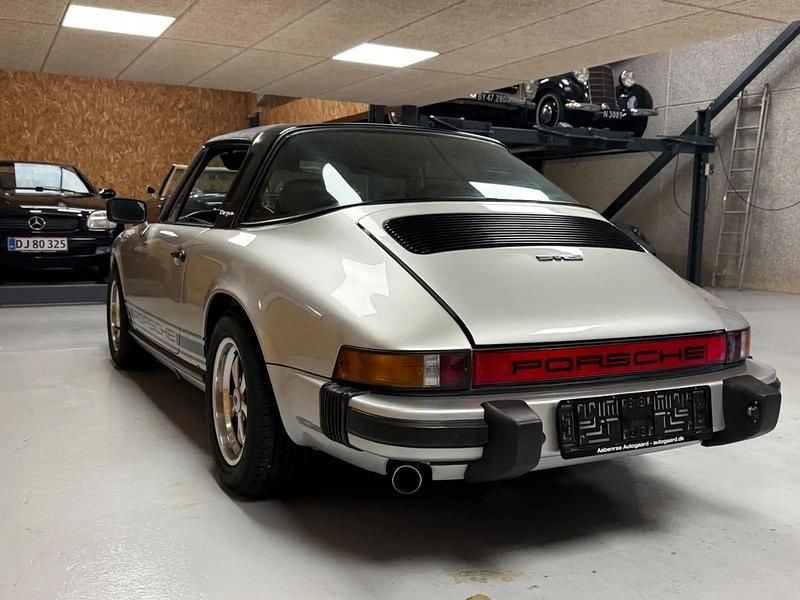 Brugt Porsche 911 165 HK (121 kW) 1977 Sølvmetal Cabriolet