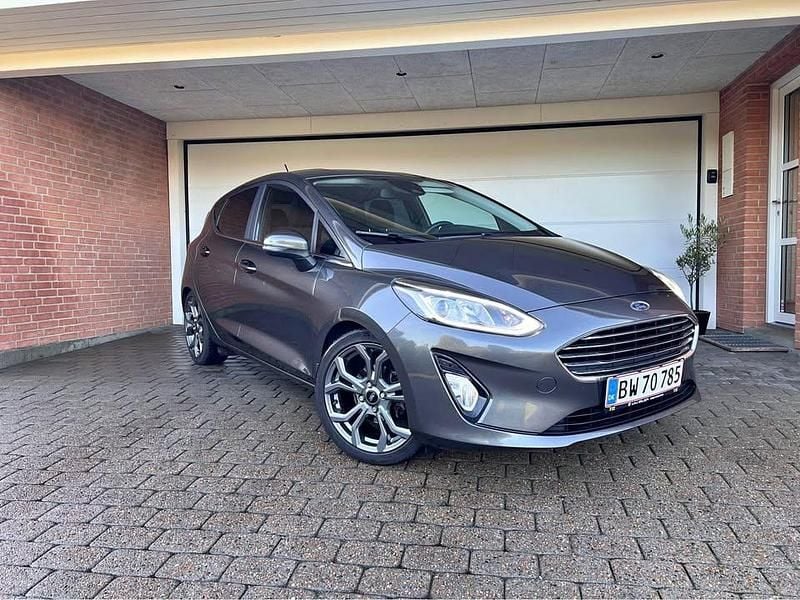 Grå Brugt 2018 Ford Fiesta Titanium Hatchback | 87.800 kr. (God pris) - Billede 1/4