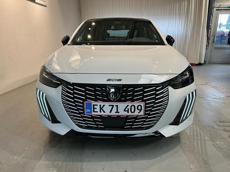 Ny Peugeot e-208 GT 114 kW (156 HK) 2025 Hvid okenite Hatchback
