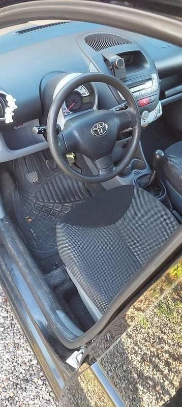 Brugt Toyota Aygo 68 HK (50 kW) 2011 Hatchback