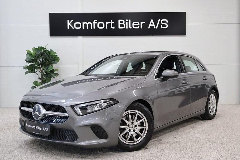 Gråmetal Brugt 2019 Mercedes A200 Progressive Hatchback | 209.800 kr. (God pris) - Billede 1/4