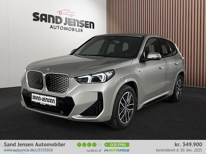 Sølvmetal Brugt 2024 BMW iX1 M Sport SUV | 349.900 kr. (God pris) - Billede 1/3