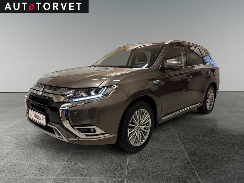 Brunmetal Brugt 2019 Mitsubishi Outlander P-HEV Intense SUV | 149.700 kr. (God pris) - Billede 1/4