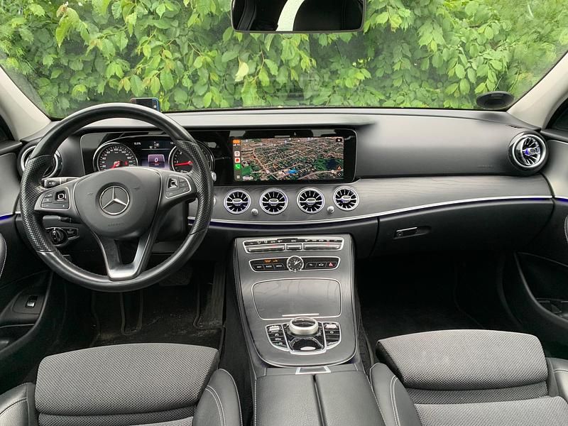 Brugt Mercedes E220 Avantgarde 194 HK (142 kW) 2017 Blå Sedan