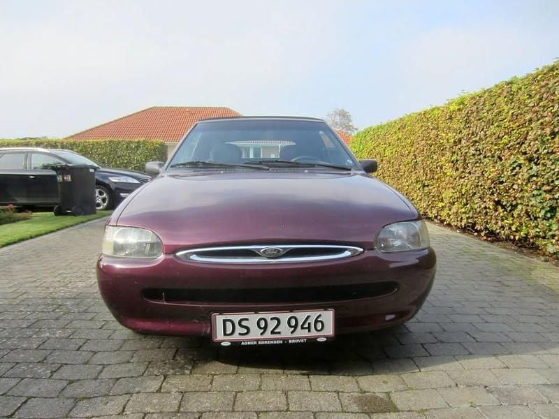 Brugt 1996 Ford Escort Cabriolet Cabriolet | 37.500 kr. - Billede 1/3