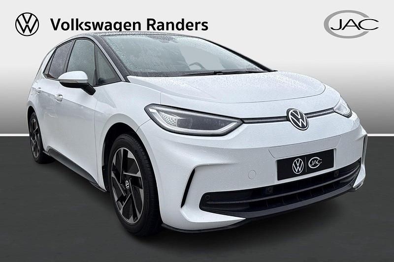 Brugt 2023 VW ID.3 Pro Performance Hatchback | 219.900 kr. (Lidt for dyr) - Billede 1/4