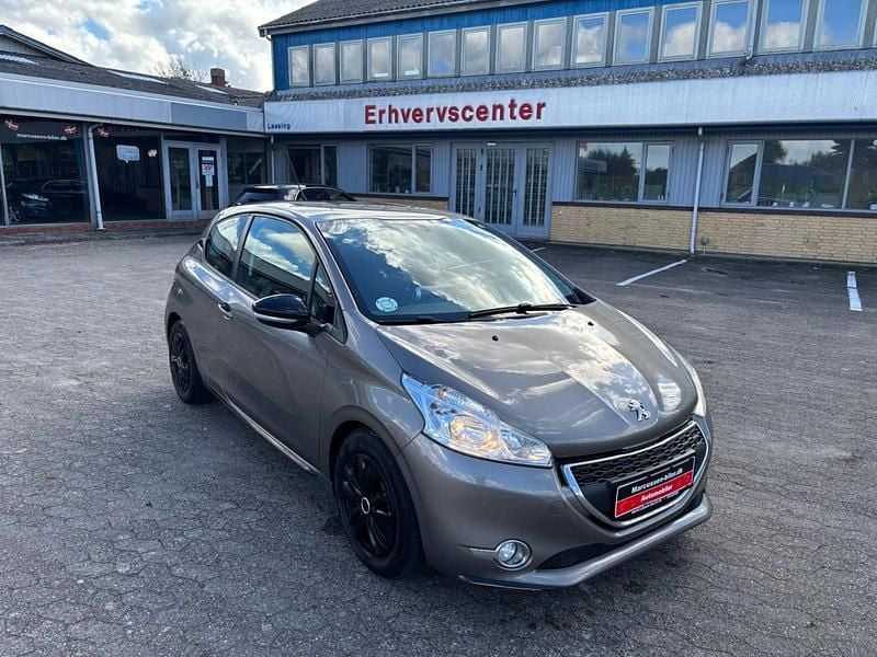 Gråmetal Brugt 2012 Peugeot 208 Active Hatchback | 36.000 kr. (God pris) - Billede 1/4