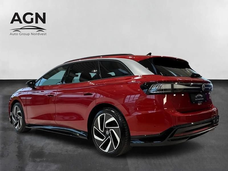 Brugt VW ID.7 Style 210 kW (286 HK) 2025 Rødmetal Stationcar