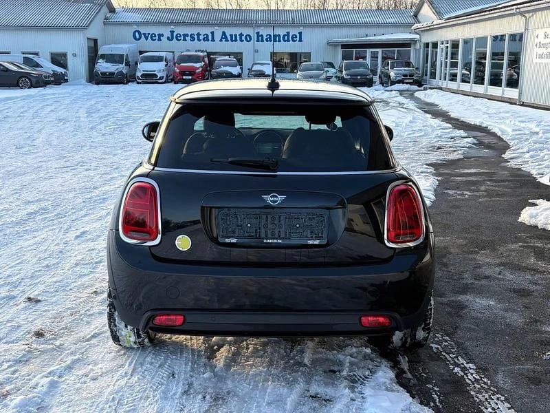 Brugt Mini Cooper SE Classic 135 kW (184 HK) 2022 Sort Hatchback