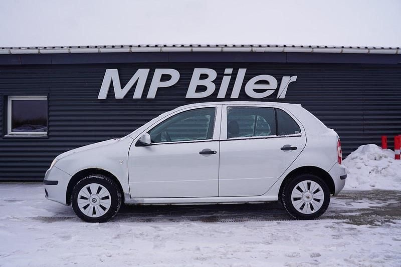Brugt Skoda Fabia Elegance 75 HK (55 kW) 2005 Sølvmetal Hatchback
