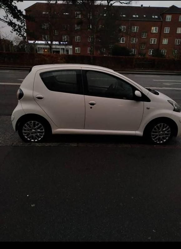 Brugt Toyota Aygo 68 HK (50 kW) 2009 Hatchback