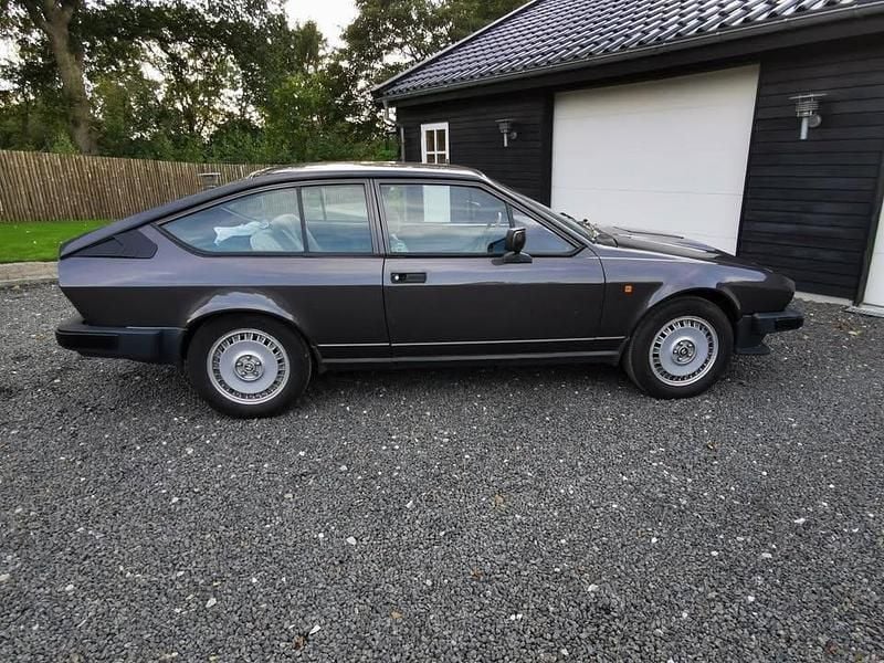 Grå Brugt 1980 Alfa Romeo Alfetta GT/GTV Coupe | 245.000 kr. - Billede 1/4