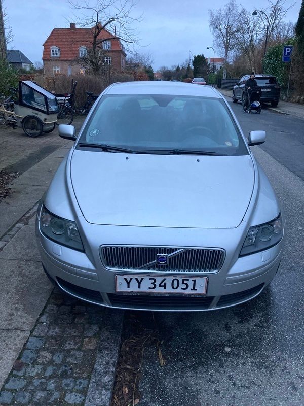 Sølvgrå Brugt 2005 Volvo V50 Standard Stationcar | 18.800 kr. (Fair pris) - Billede 1/8