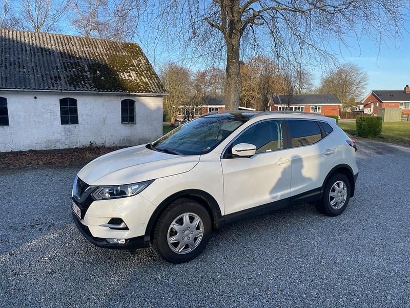 Brugt Nissan Qashqai N-Connecta 115 HK (84 kW) 2017 Hvidmetal SUV