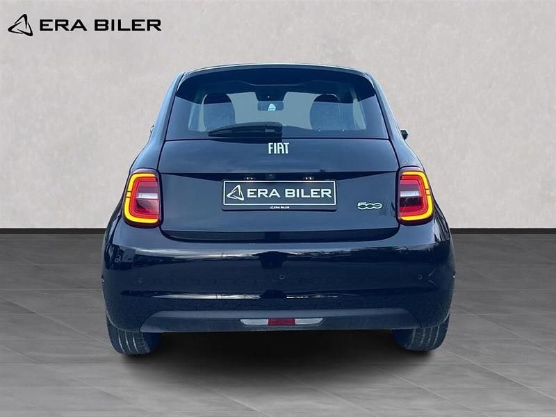 Brugt Fiat 500e Icon 86 kW (118 HK) 2023 Sort metal Hatchback