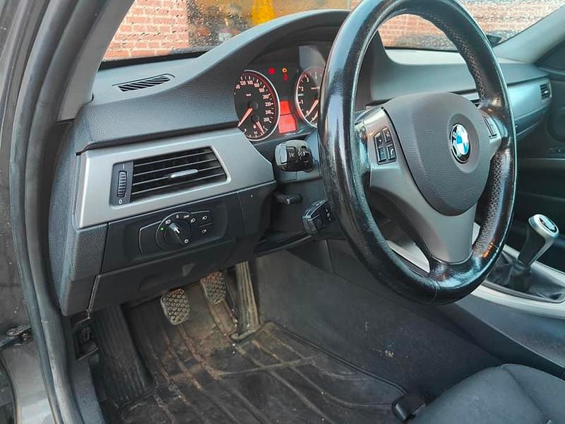 Brugt BMW 330 256 HK (188 kW) 2005 Sedan