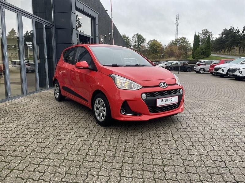 Tomato red Brugt 2018 Hyundai i10 Trend Hatchback | 79.900 kr. (Fair pris) - Billede 1/4