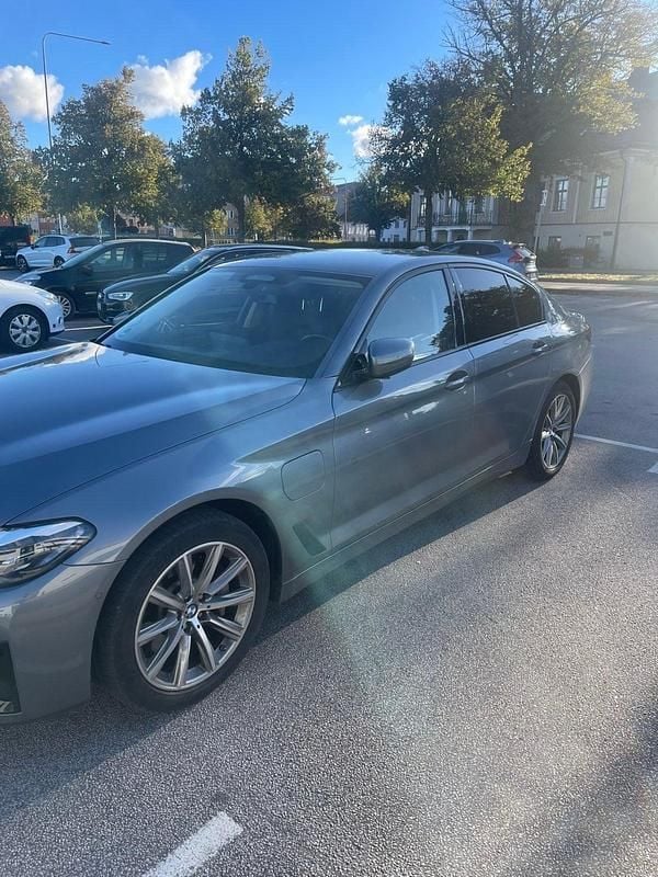 Brugt BMW 530e Sport Line 292 HK (214 kW) 2021 Gråmetal Sedan