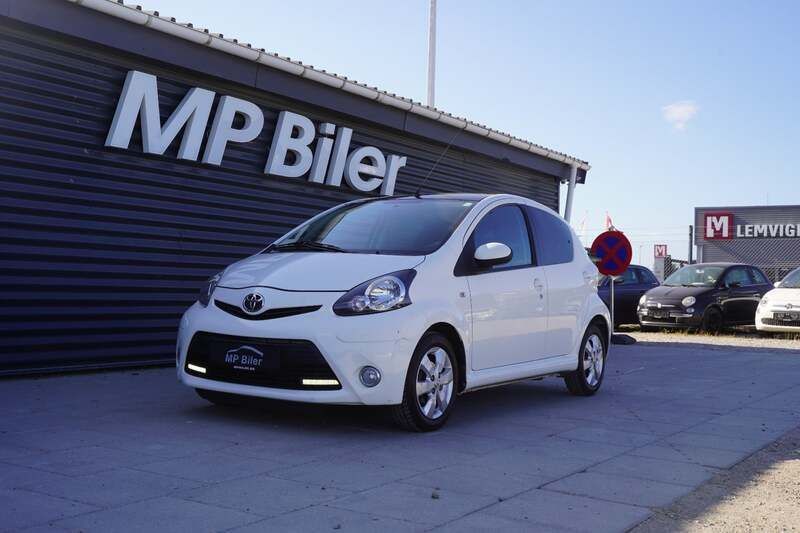 Hvid Brugt 2014 Toyota Aygo T2 Hatchback | 39.900 kr. (Fair pris) - Billede 1/4