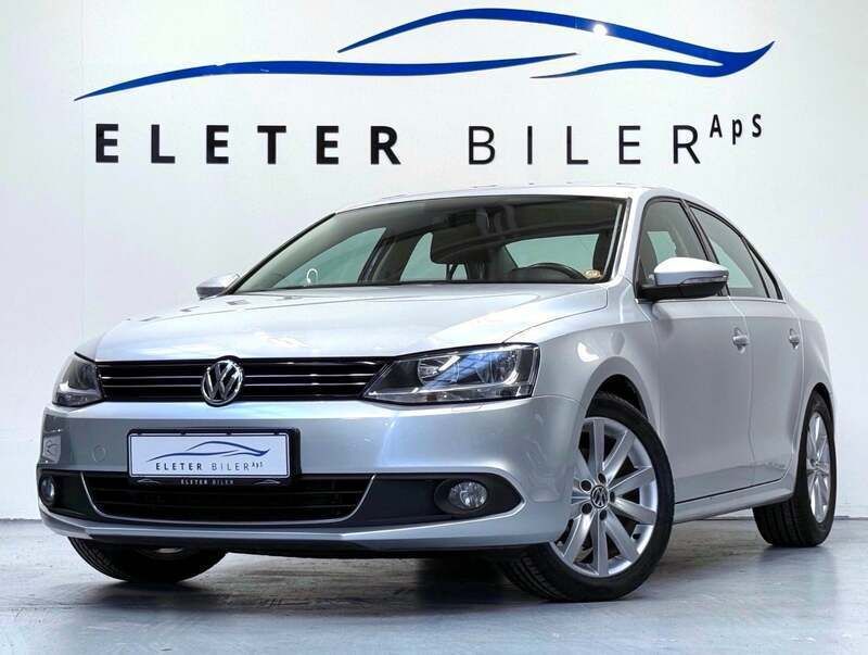 Sølvmetal Brugt 2012 VW Jetta Highline Sedan | 64.900 kr. (Fair pris) - Billede 1/4