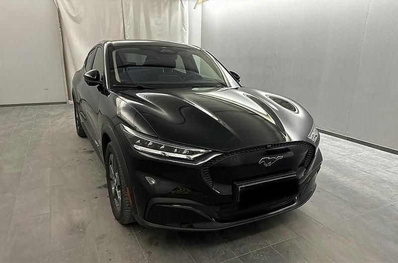 Sortmetal Brugt 2021 Ford Mustang Mach-E Standard Range SUV | 219.500 kr. (Fair pris) - Billede 1/4
