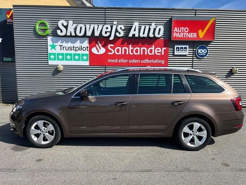 Brunmetal Brugt 2018 Skoda Octavia Style Stationcar | 164.900 kr. (Fair pris) - Billede 1/4