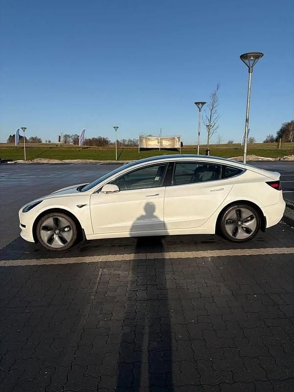 Brugt Tesla Model 3 Standard Range 2020 Sedan