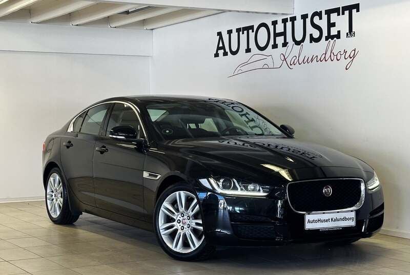 Sortmetal Brugt 2016 Jaguar XE Pure Sedan | 219.900 kr. - Billede 1/4
