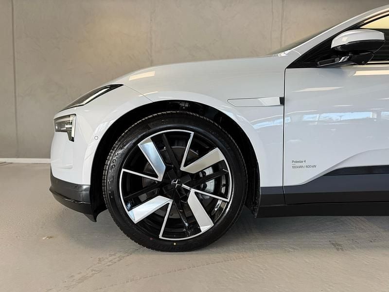 Ny Polestar 4 Pilot 400 kW (544 HK) 2025 Magnesium SUV