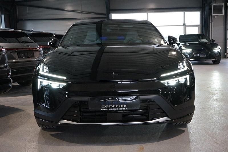 Ny Polestar 4 200 kW (272 HK) 2025 Sortmetal SUV
