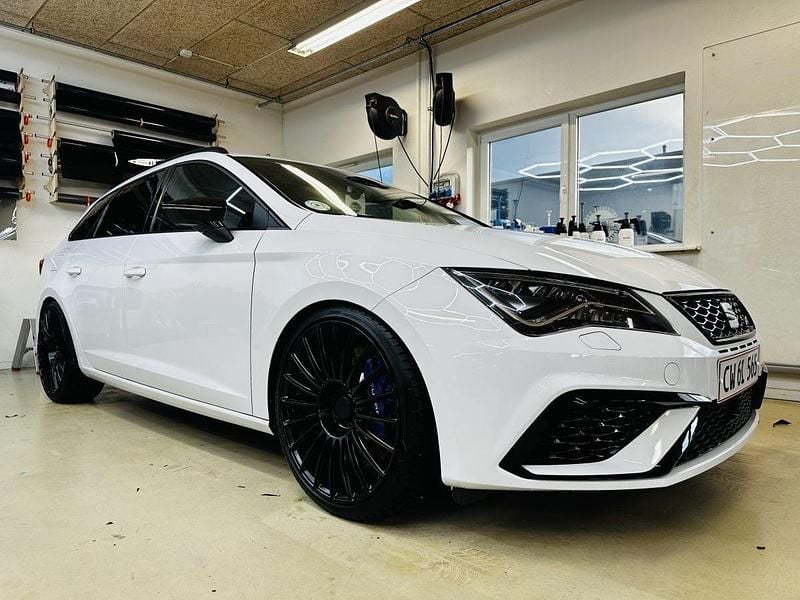 Hvidmetal Brugt 2020 Cupra Leon Stationcar | 329.900 kr. (Fair pris) - Billede 1/4