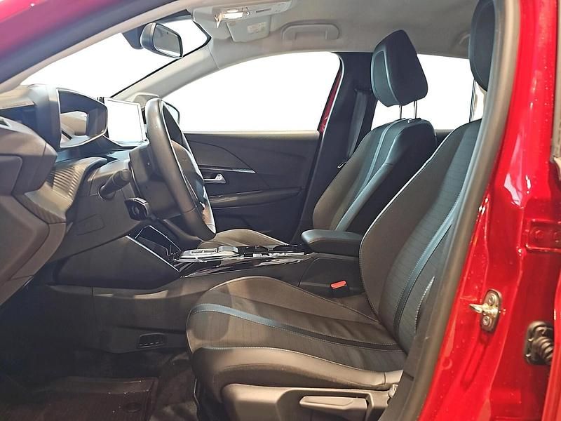 Brugt Peugeot e-208 Allure 100 kW (136 HK) 2023 Rød Hatchback