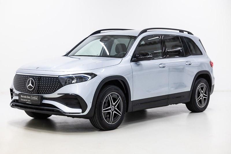 Farve: sølvmetal Brugt 2025 Mercedes EQB250+ AMG SUV | 384.900 kr. (Fair pris) - Billede 1/4