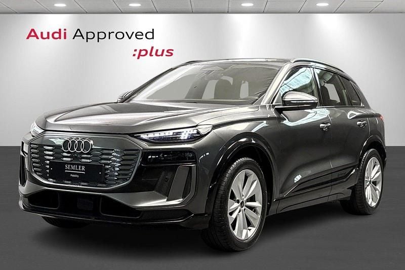 Gråmetal Brugt 2024 Audi Q6 e-tron Performance SUV | 639.900 kr. (Fair pris) - Billede 1/4