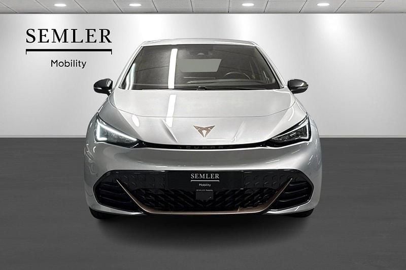 Brugt Cupra Born High 150 kW (204 HK) 2023 Sølvmetal Hatchback