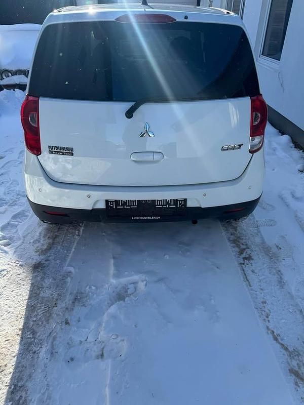 Brugt Mitsubishi Colt 95 HK (69 kW) 2011 Hatchback
