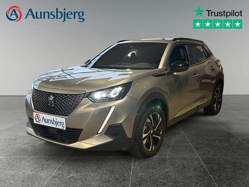 Brugt Peugeot e-2008 Allure 100 kW (136 HK) 2023 Grå metal SUV