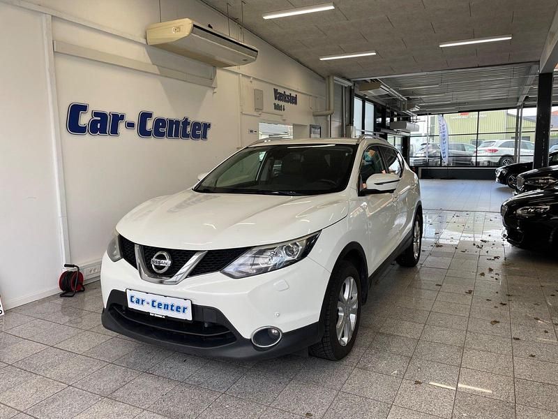 Hvid Brugt 2015 Nissan Qashqai Acenta SUV | 40.000 kr. - Billede 1/4