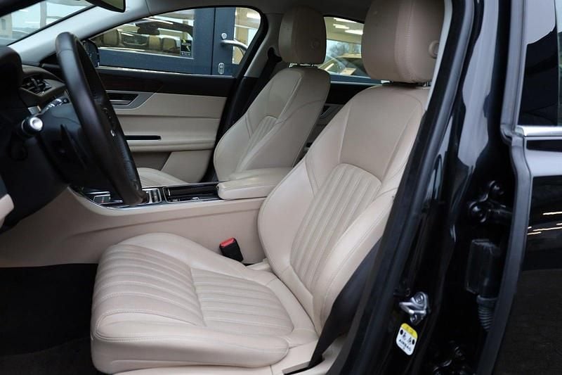 Brugt Jaguar XF Portfolio 340 HK (250 kW) 2017 Sort Sedan