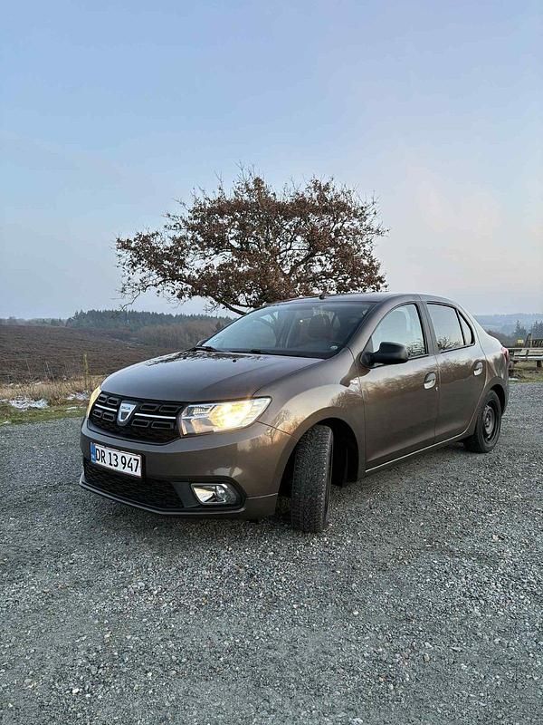 Bronzemetal Brugt 2019 Dacia Logan Stepway Stationcar | 79.000 kr. (Fair pris) - Billede 1/4