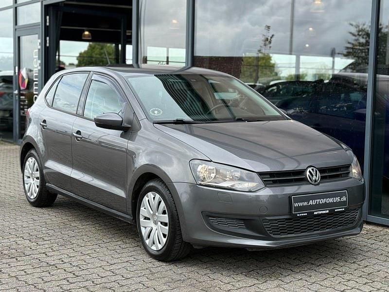 Gråmetal Brugt 2010 VW Polo Comfortline Hatchback | 54.700 kr. (Fair pris) - Billede 1/4