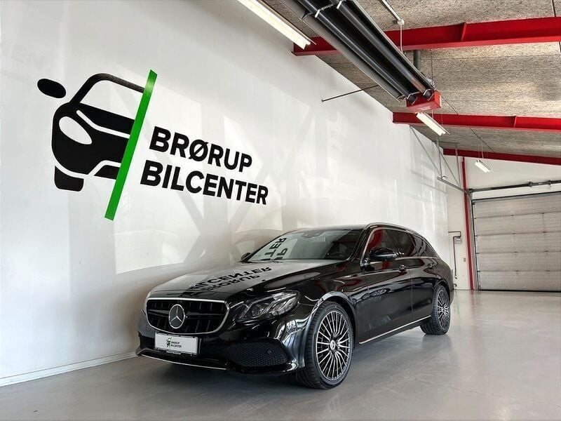 Sort Brugt 2017 Mercedes E350 Avantgarde Stationcar | 399.900 kr. - Billede 1/4