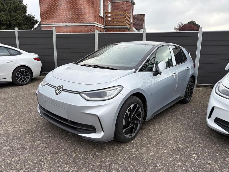 Sølvmetal Brugt 2025 VW ID.3 Style Hatchback | 289.900 kr. (Lidt for dyr) - Billede 1/4
