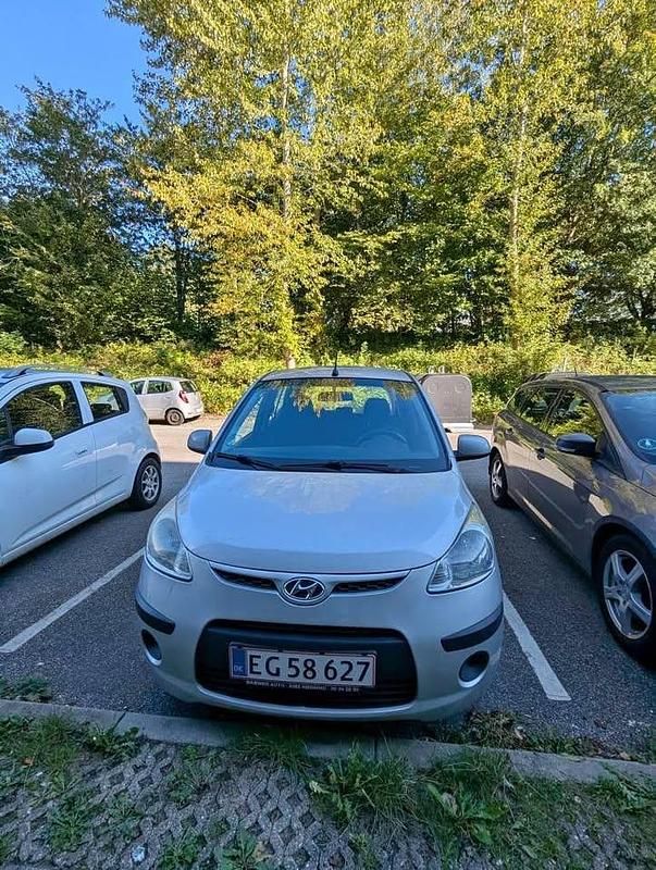 Grå Brugt 2013 Hyundai i10 Hatchback | 23.000 kr. (Fair pris) - Billede 1/4