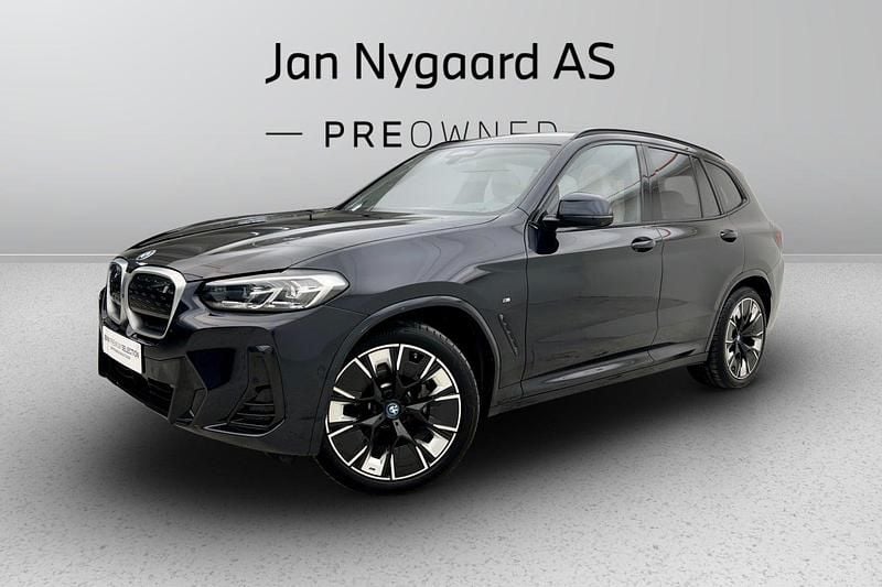 Carbonsortmetal Brugt 2022 BMW iX3 M Sport SUV | 389.000 kr. (Lidt for dyr) - Billede 1/3